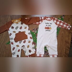 2 Autumn Baby Rompers 3-6 months Yes ! Listing is for the set of 2 Cute Onesies